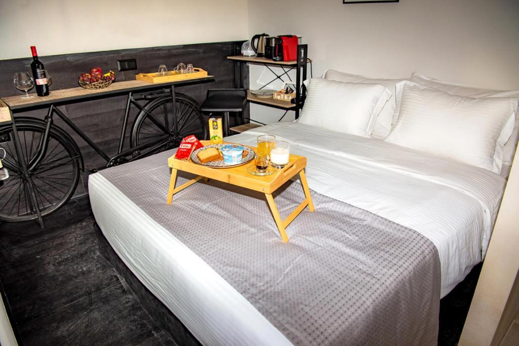 Athens Muses Suites Atenas Exterior foto